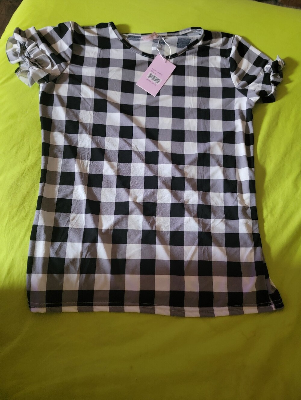 New Black and White Checkerd Short Sleeve Top Blouse - Size Large